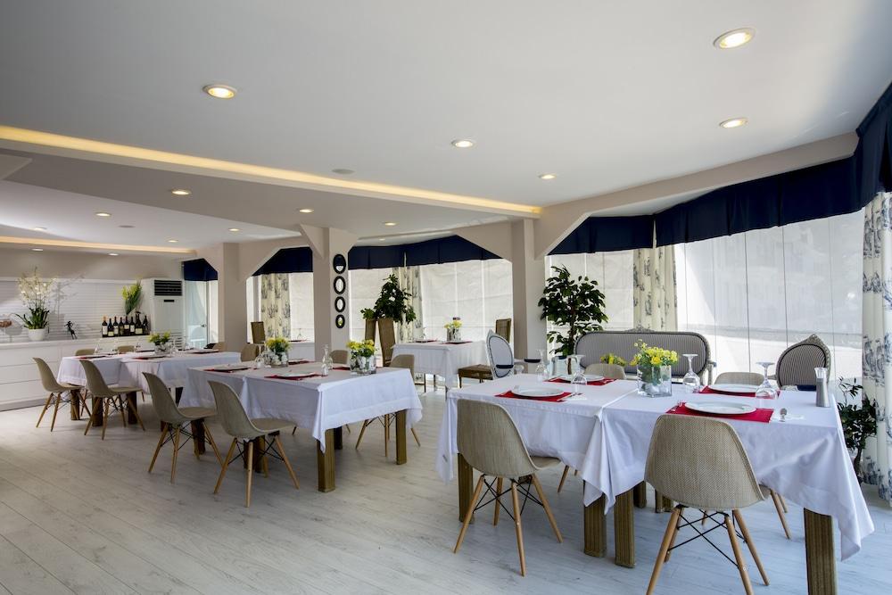 Otel Ata Park 4*