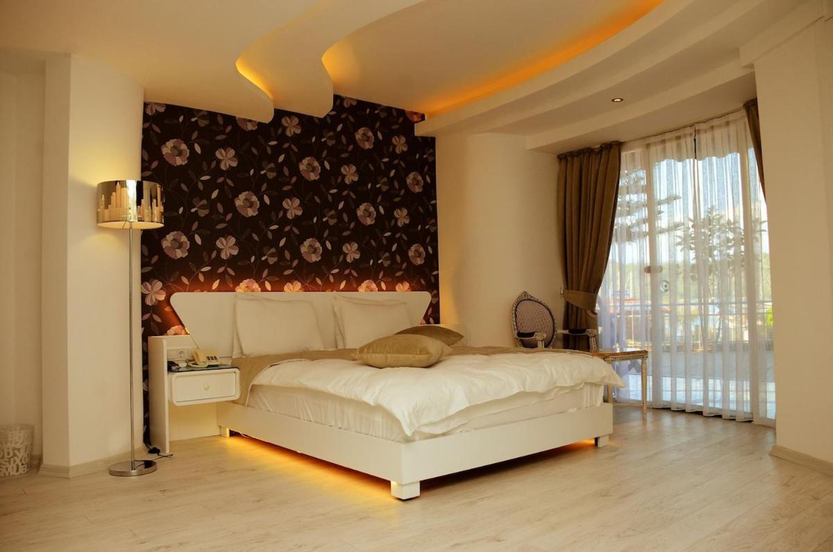 Ata Park Otel 4*